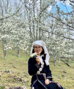 vườn hoa lê tây bắc